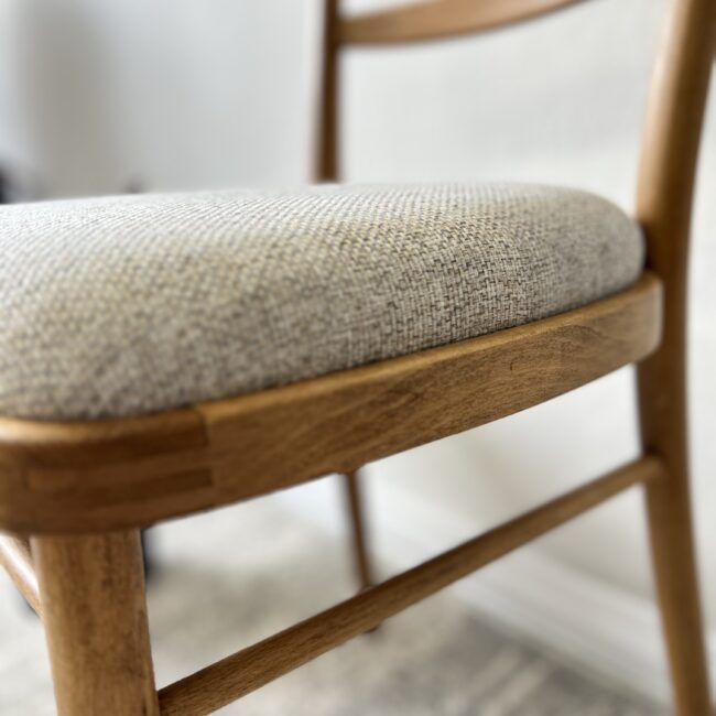 Obrázok stoličky detail na drevo